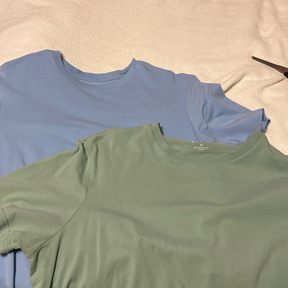 Cremieux medium tshirts